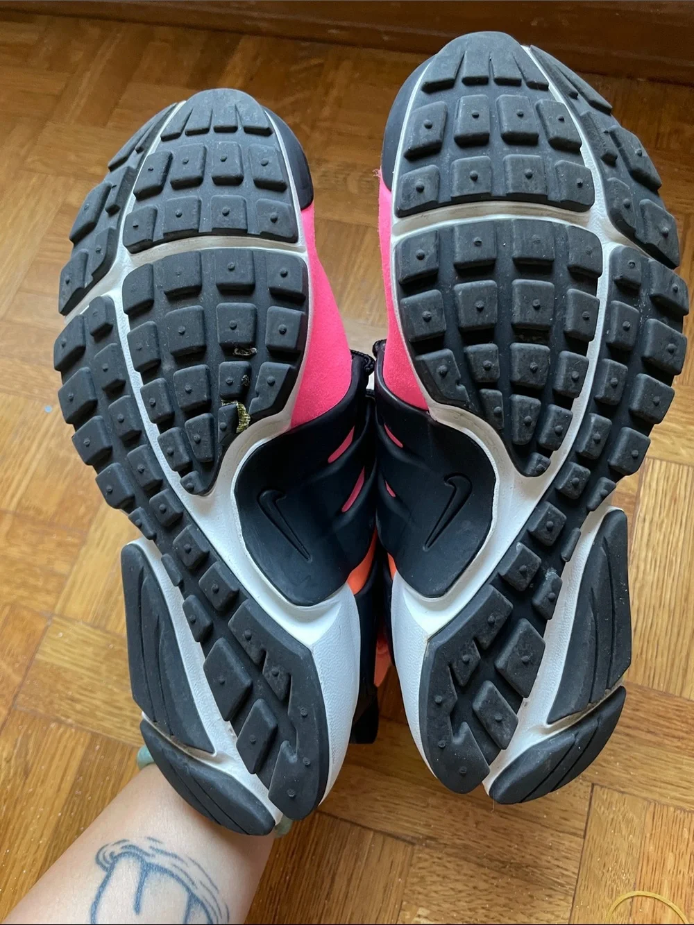 Nike women’s sunset prestos Pink, Orange & Lime Green Athletic Sneakers